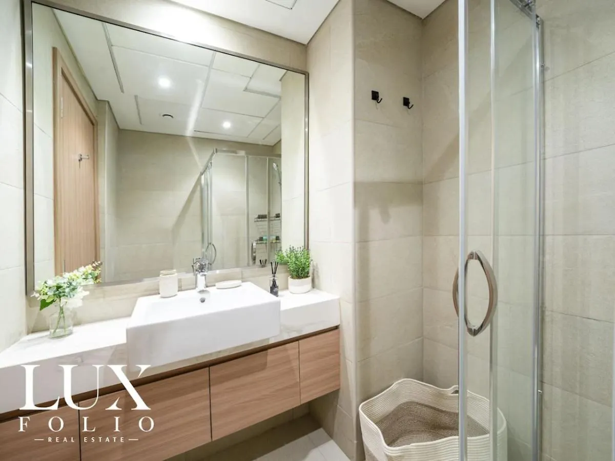 Chic 1 Bed Meydan Escape With A Pool View Apartment Dubai