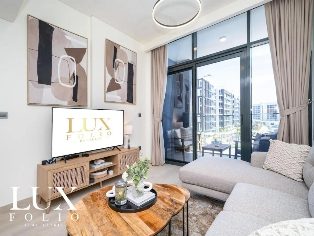 Chic 1 Bed Meydan Escape With A Pool View Apartment Dubai
